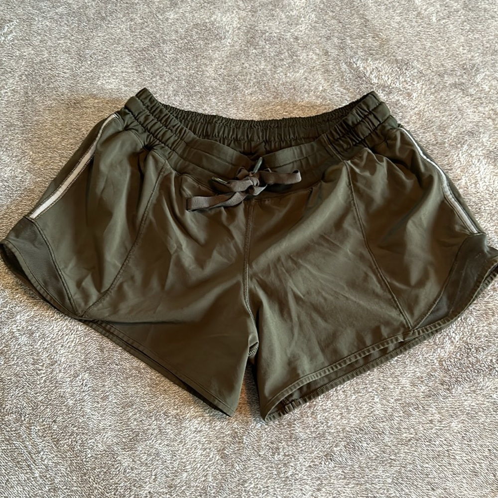 Lululemon Hotty Hot Shorts